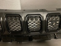 фото thumb №8, Решётка jeep compass рестайлинг pod камера