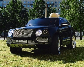 ЭЛЕКТРОМОБИЛЬ BENTLEY SUV + АККУМУЛЯТОР 12 В ПУЛЬТ ДИСТАНЦИОННОГО УПРАВЛЕНИЯ