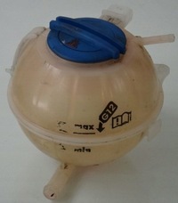 фото thumb №1, Vw polo v 6r 14 r бачок расширительный