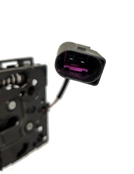 фото thumb №3, Замок капота передній vw golf 8 viii new