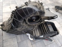 фото thumb №8, Vw t5 2.0 tdi обігрівач зад 7h5820004q