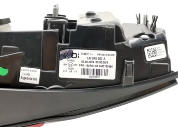 фото thumb №10, Накладка крышки зад задняя багажника vw passat b9 3j0945307a новая org