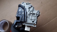 фото thumb №7, A4 b9 8w замок дверь левый зад 8 pin a5 8w q5