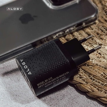 Быстрое зарядное устройство Alogy 4x USB Quick Charge 3.0, 2,4 А, черный