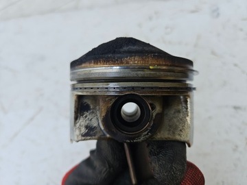 фото thumb №5, Поршень правый шатун 3.0t 3.0tfsi 3.0 tfsi cgx ctu audi a6 c7 a7 4g s4 b8