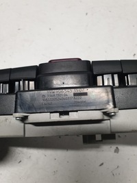 фото thumb №6, Панель переключатель аварийных vw crafter 9065453507