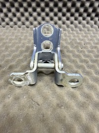 фото thumb №1, Петля дверь правый задняя renault scenic