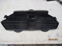 фото thumb №1, Решётка обдув vw golf vii 5g1815736