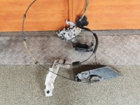 фото thumb №1, Mazda 5 05-siłownik замка дверь боковых левый bok