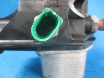 фото thumb №4, Радіаторів масла vw golf 1,6tdi 13- з корпус vag 03n115389a