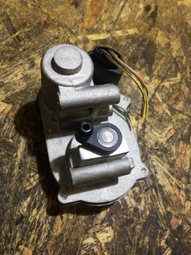 фото thumb №6, Audi a5 8t 3.0 tdi регулятор колектора 059129086g