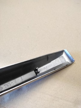 фото thumb №12, Заглушка накладка рейлинг зад левый renault clio iii универсал 8200718705