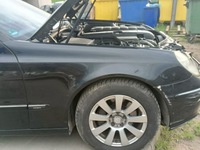 фото thumb №1, Крила перед правий mercedes w211 c197