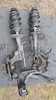 фото thumb №1, Амортизаторна стійка поворотний кулак важіль yaris ii 1.4 d4d частини