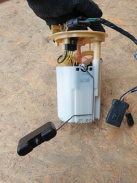 фото thumb №7, Renault talisman насос поплавок 172027799r