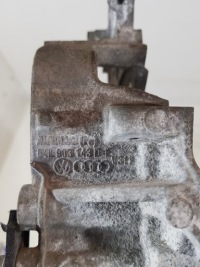 Кронштейн кронштейн генератора 04l903143d vw audi skoda a6 a4 2.0 tdi Киев, фото thumb