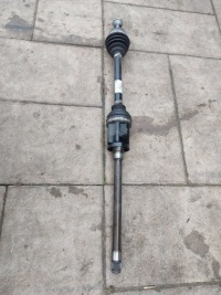 Купити Привідний вал привідна права bmw x3 g01 2019, фото thumb