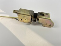 фото thumb №7, Замок додатковий задній кришки багажника доводчик mercedes w140 1407500284