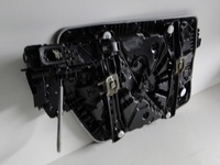 фото thumb №11, Mercedes glb x247 247 вкладыш дверь передние правое подъемник замок динамик