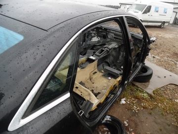 Audi a8 d3 длинная хромированная полоса кузова справа налево