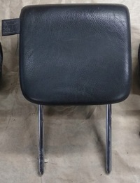 фото thumb №1, Підголівник задній середній ii ряд volvo xc90