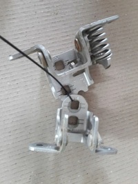 фото thumb №1, Jeep cherokee liberty kk петли дверь правый задняя