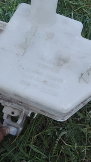 фото thumb №6, Hyundai i30 09-12 бак омивач 98610-2l200