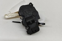 фото thumb №5, Привод двигателя крышки отопления салона land rover range rover velar l560