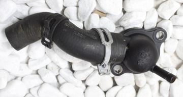 фото thumb №1, Vw audi skoda труба шланг воды штуцер 5q0122157aj 04l121131j