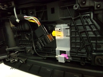 фото thumb №9, Bmw x3 e83 підлокітник середній szaro чорний 3414211 новий