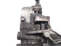 Skoda superb кронштейн генератора 1.6 tdi дизель 88kw 120 hp 04l903143b с Разборки, фото thumb