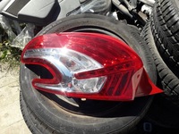 фото thumb №1, Лампа задняя левая peugeot 208