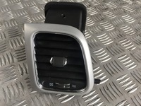 фото thumb №1, Решётка воздуховод консоли левая jeep grand cherokee wk2