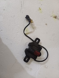 фото thumb №1, Volvo v60 2013- volvo v60 замок капот перед