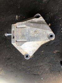 фото thumb №1, Opel meriva b 1,4 turbo кронштейн двигателя