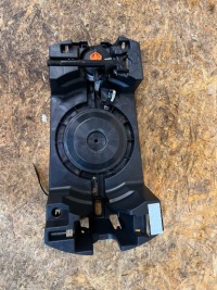 фото thumb №1, Вкладыш колеса запасного ушко буксировочный renault scenic iv 997502156r