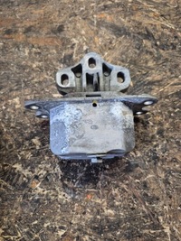 фото thumb №6, Bmw f45 кронштейн подушки безопасности двигателя 172768