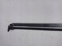 фото thumb №6, Молдинг ущільнювач правий перед nissan terrano ii 2