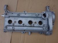фото thumb №1, Крышка клапанов крышка toyota yaris iii 1.33