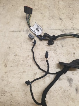 фото thumb №3, Ford c-max установка кришки зад av6t17n400