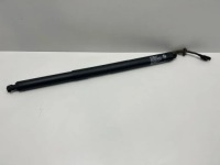 фото thumb №1, Bmw 2 f46 привід кришки багажника 2696591