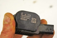 фото thumb №5, Pw226 skoda scala 1.5i клапан электромагнитный 04e906048a