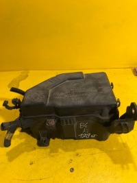 фото thumb №1, Alfa romeo giulietta - коробка предохранителей