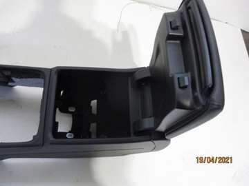 фото thumb №7, Туннель подлокотник vw touareg 7p0