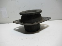 фото thumb №2, Подушка коробки renault trafic 2 8200003824d