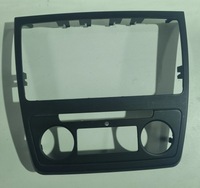 фото thumb №1, Рамка радио кондиционера skoda yeti