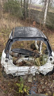 фото thumb №1, Крыша обшивка крыша toyota yaris iii