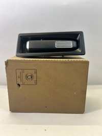 фото thumb №1, Лампа освітлення салону peugeot/citroen peugeot оригінальний номер 6362.z0