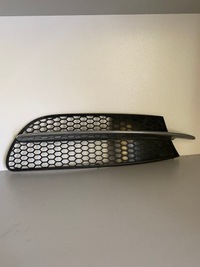 фото thumb №1, Решітка решітка радіатора бампера перед alfa romeo 147 46776670