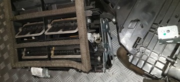фото thumb №9, Porsche cayenne 7l рестайлінг обігрівач корпус випарник радіаторів 7l0820005fj